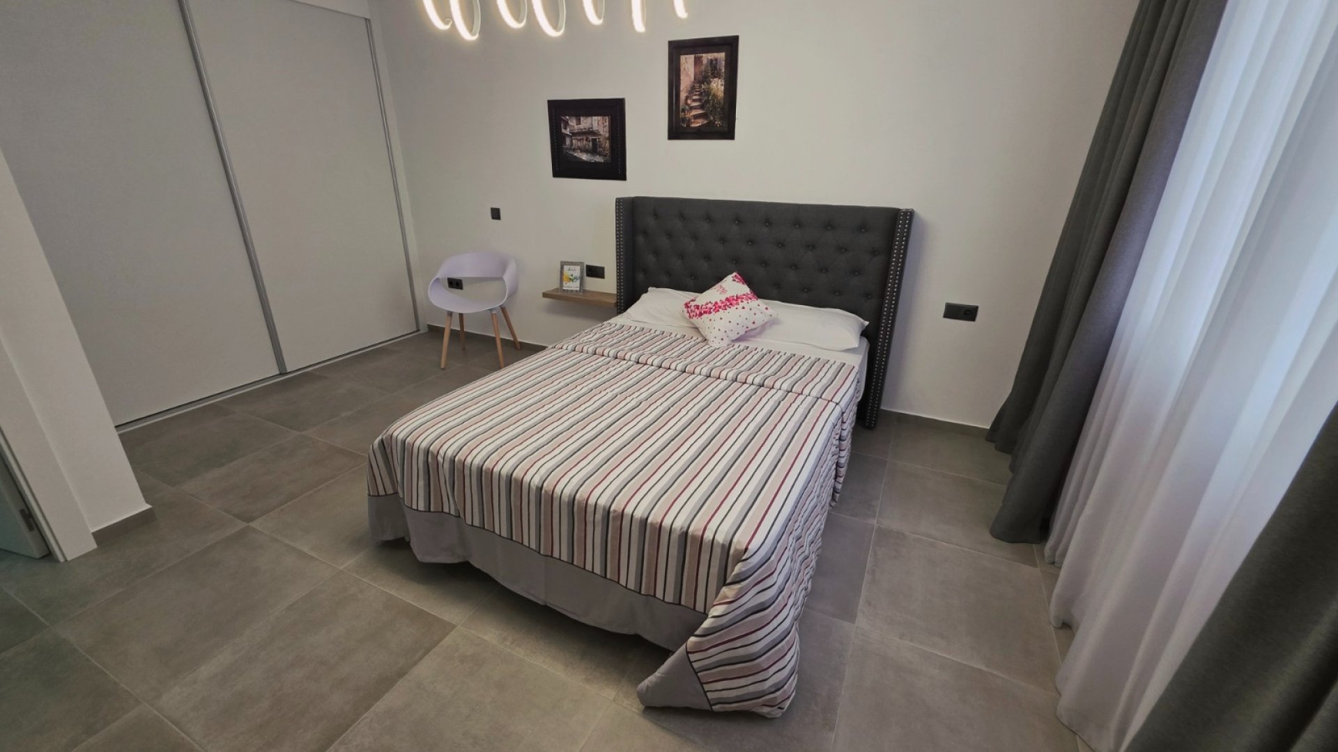 Reventa - Apartamentos -
Torrevieja - Puerto