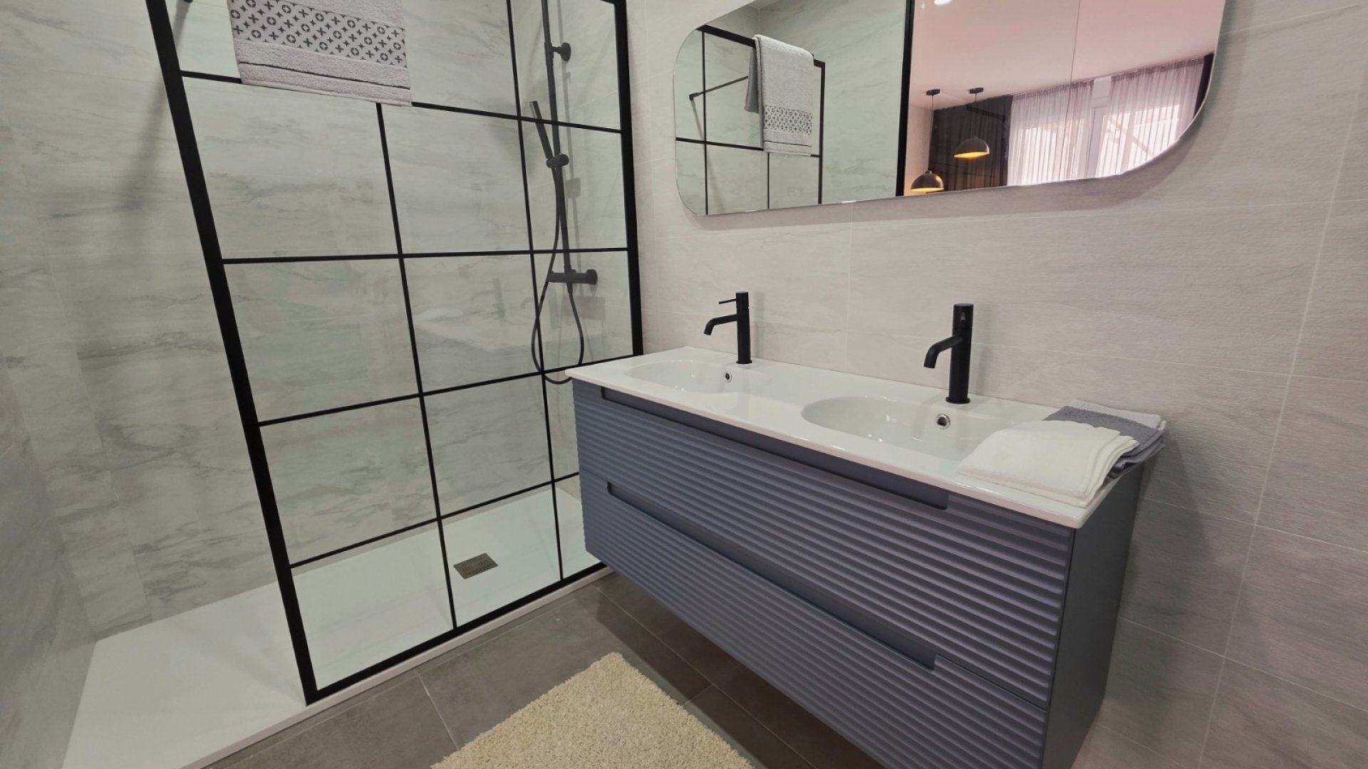 Reventa - Apartamentos -
Torrevieja - Puerto