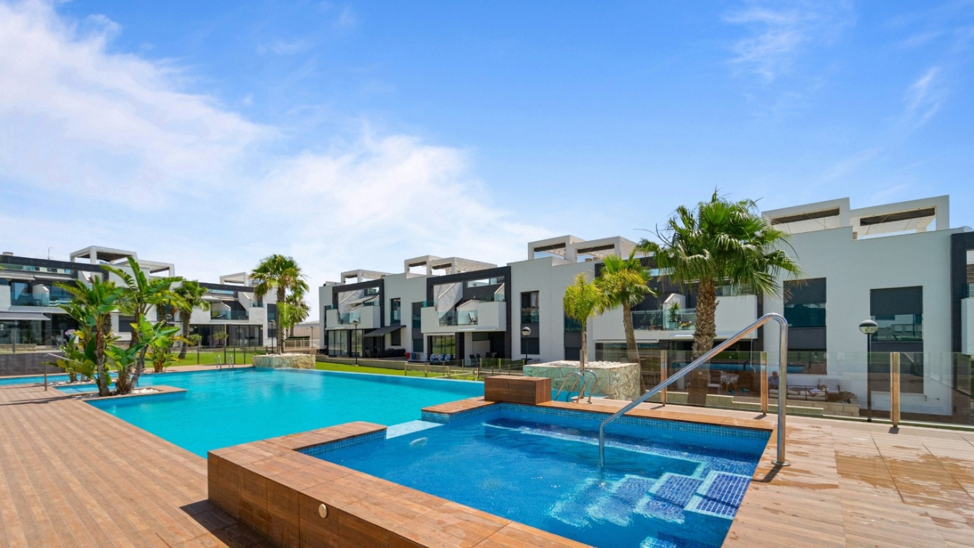 Reventa - Apartamentos -
Torrevieja - Punta Prima