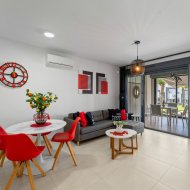 Reventa - Apartamentos -
Torrevieja - Punta Prima