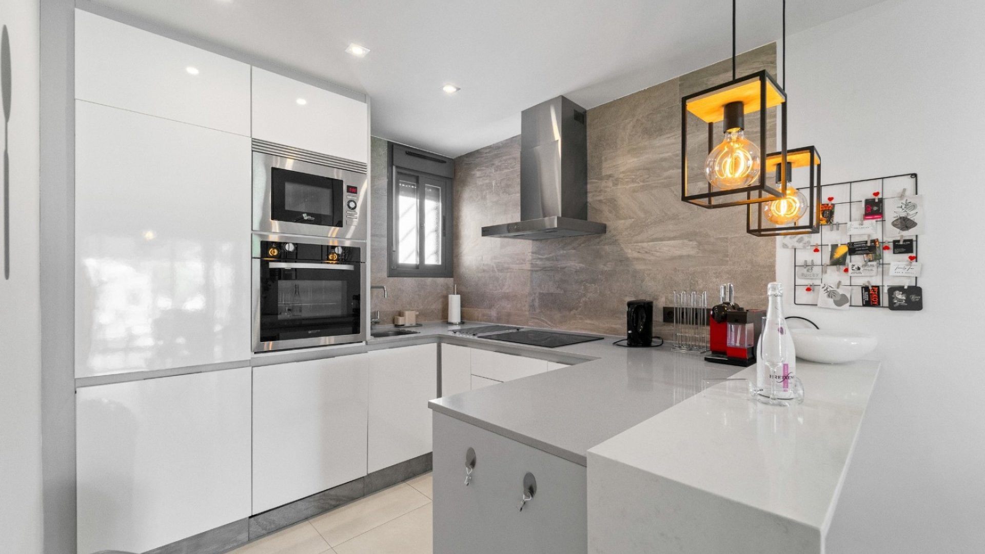 Reventa - Apartamentos -
Torrevieja - Punta Prima