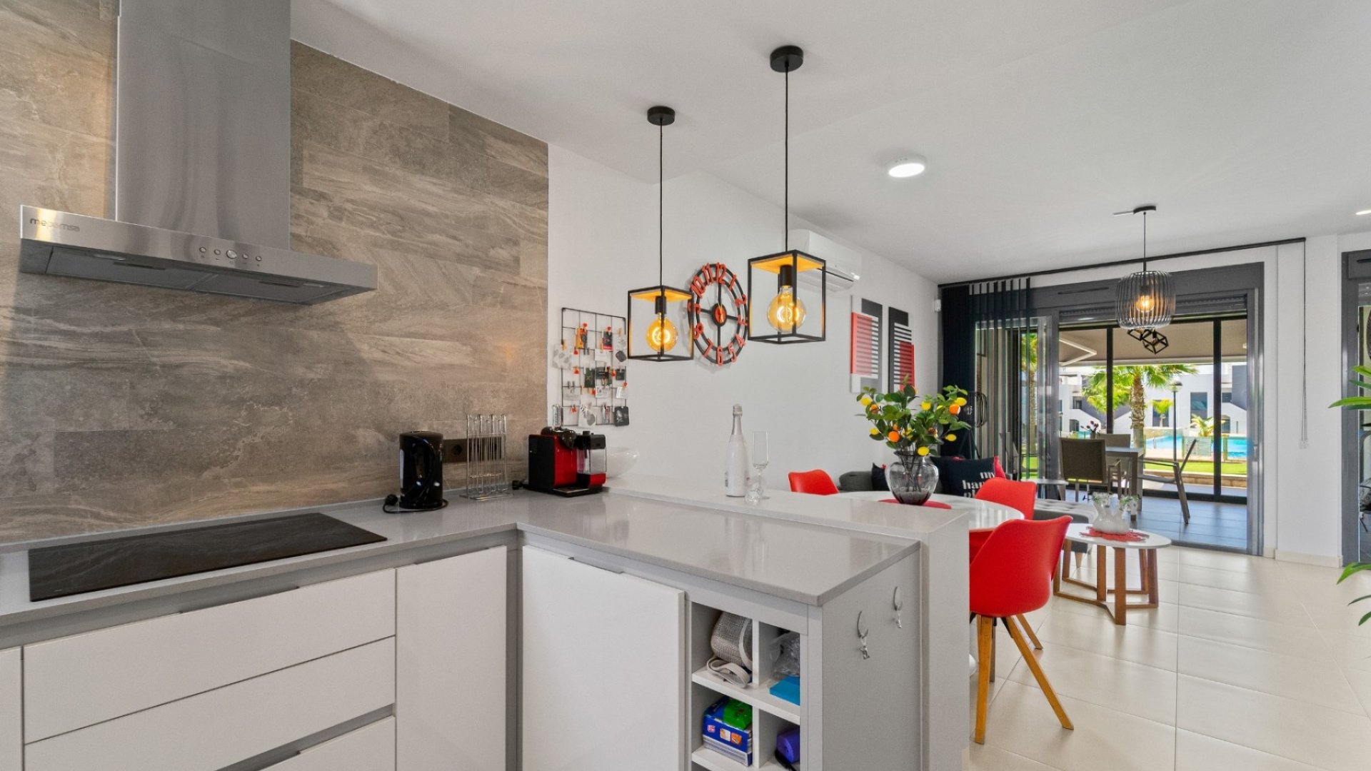 Reventa - Apartamentos -
Torrevieja - Punta Prima