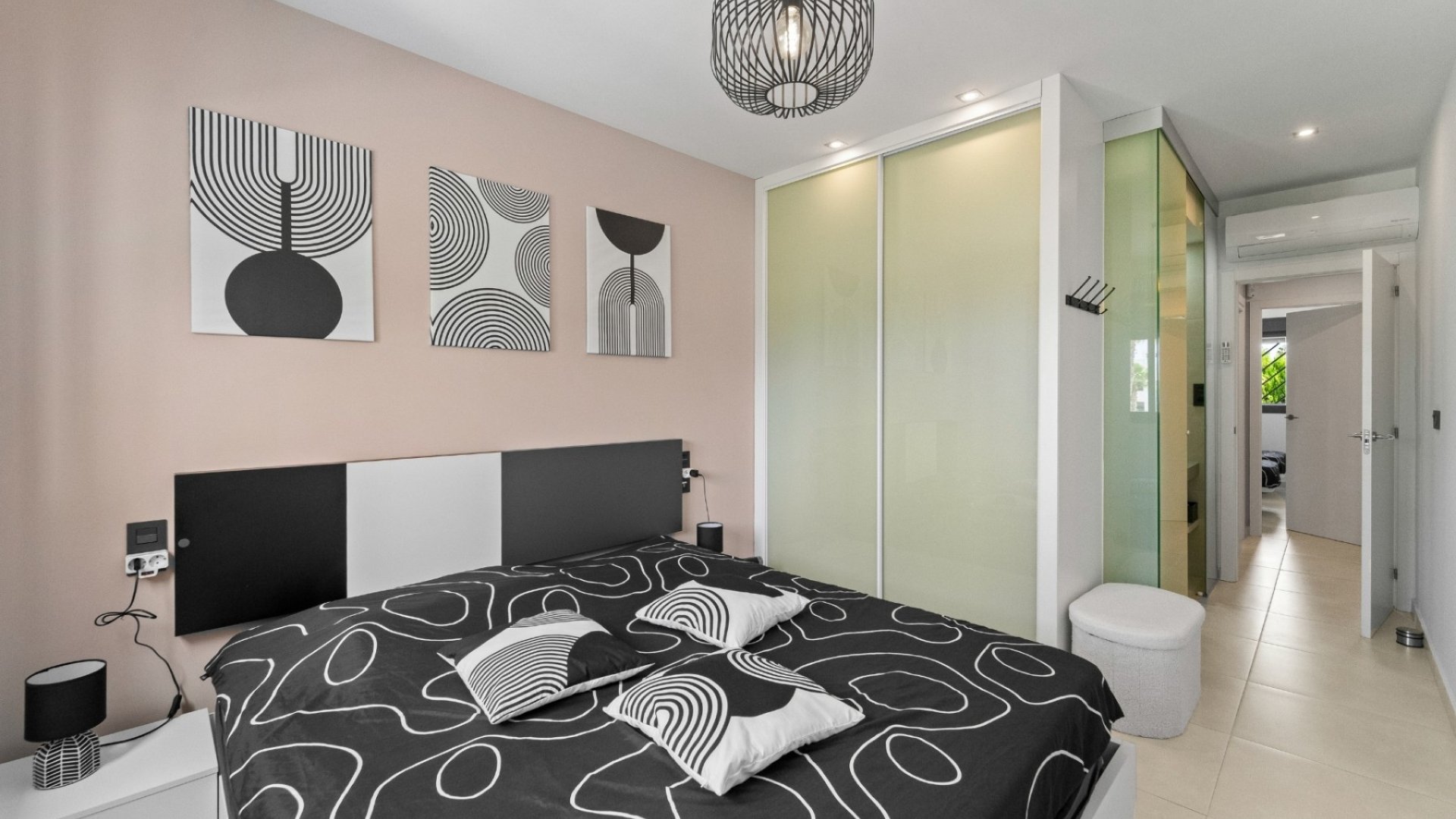 Reventa - Apartamentos -
Torrevieja - Punta Prima