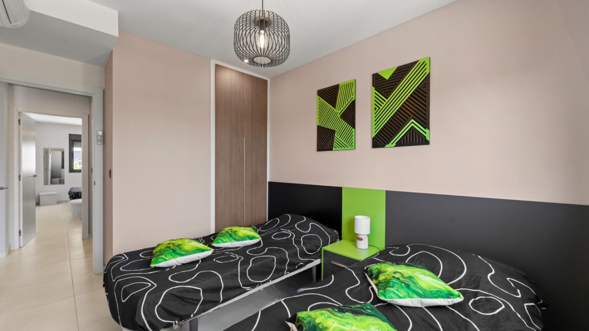 Reventa - Apartamentos -
Torrevieja - Punta Prima
