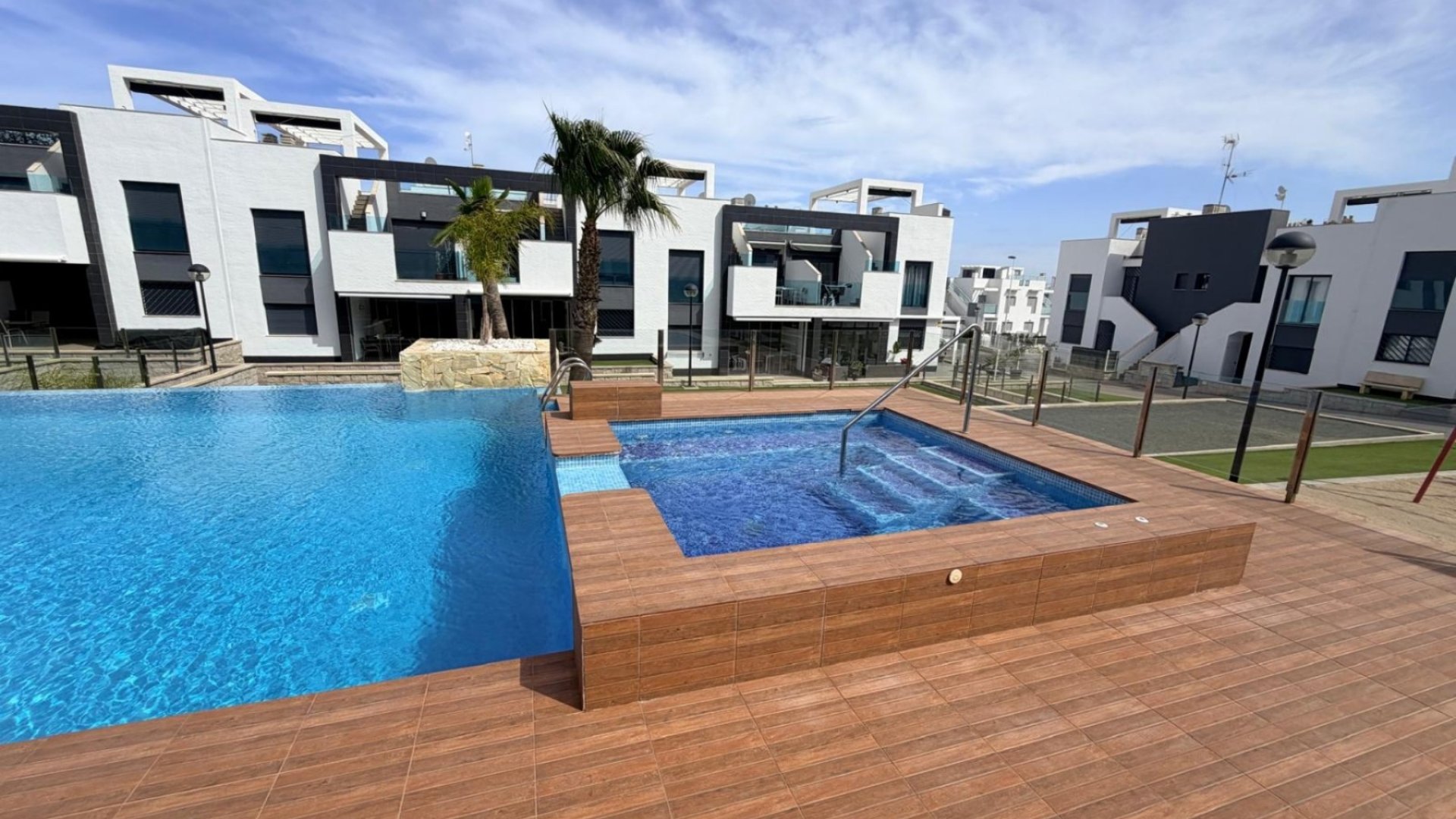 Reventa - Apartamentos -
Torrevieja - Punta Prima