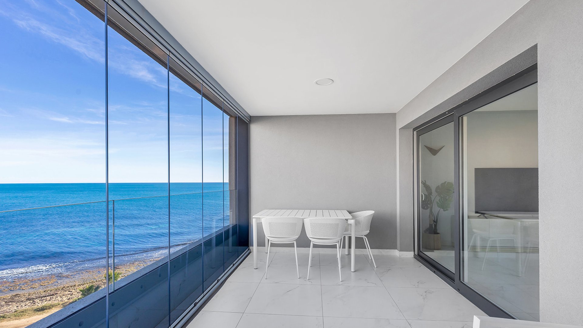 Reventa - Apartamentos -
Torrevieja - Punta Prima