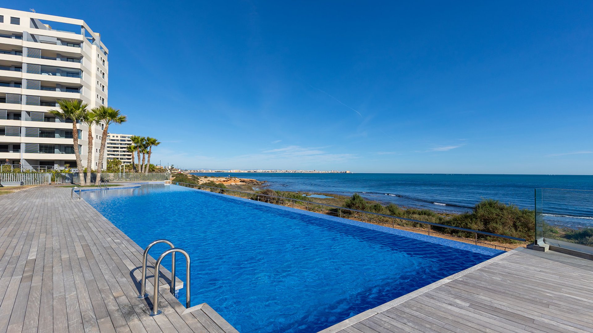 Reventa - Apartamentos -
Torrevieja - Punta Prima