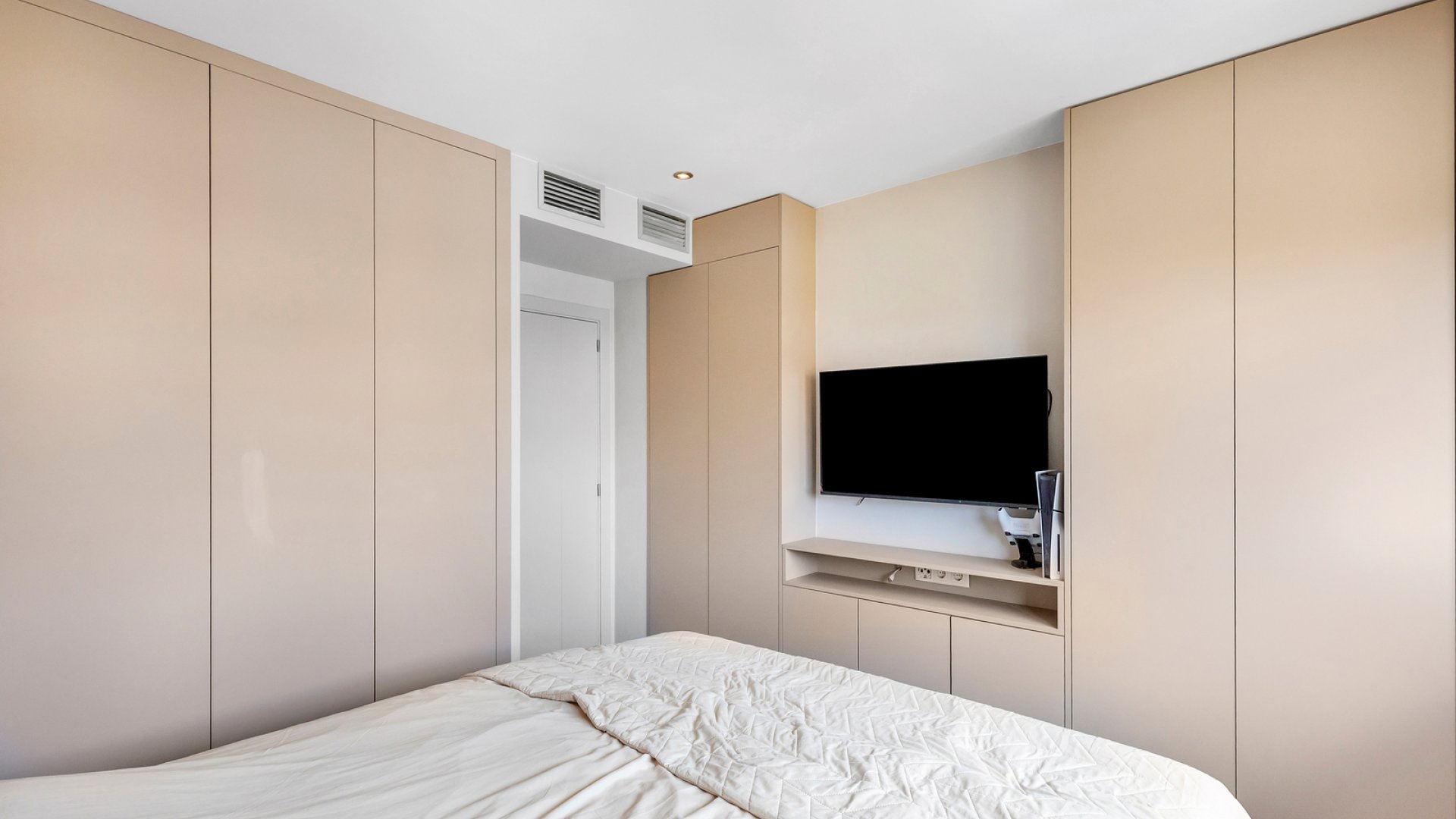 Reventa - Apartamentos -
Torrevieja - Punta Prima