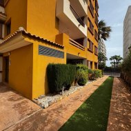 Reventa - Apartamentos -
Torrevieja - Punta Prima