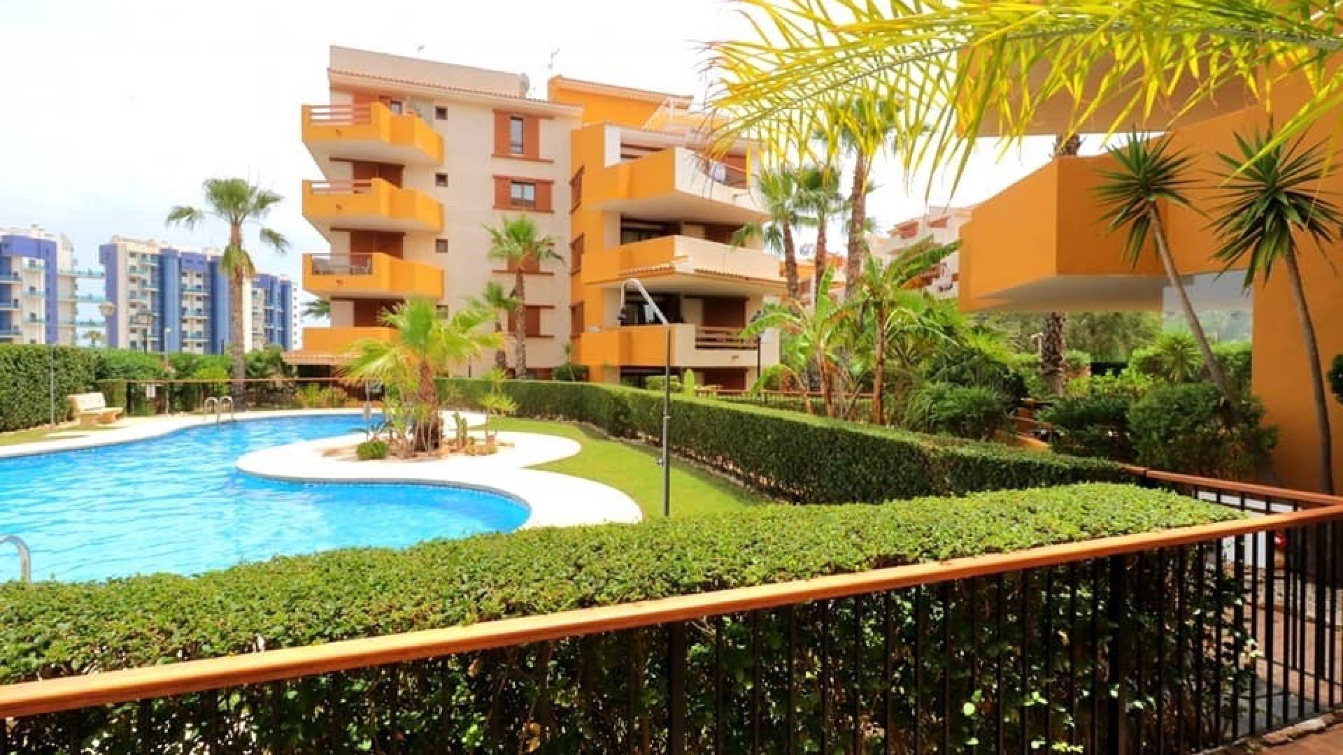 Reventa - Apartamentos -
Torrevieja - Punta Prima