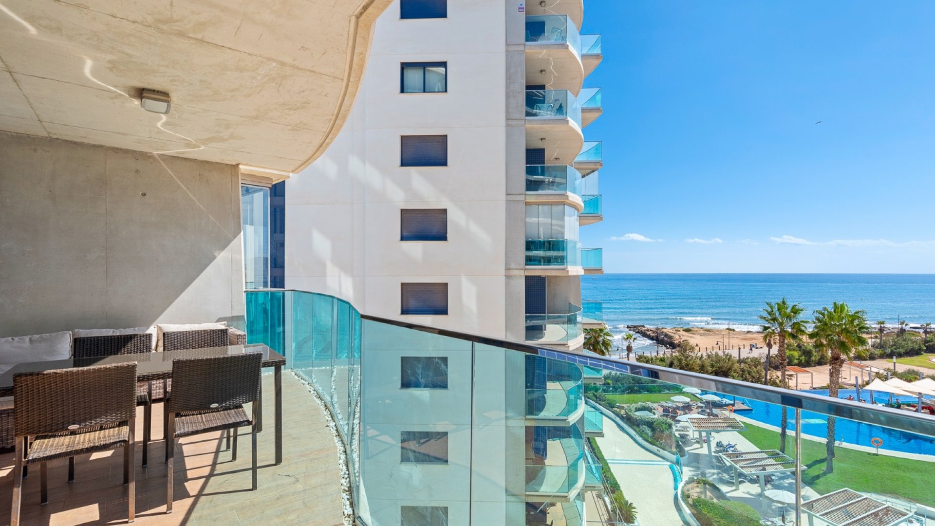 Reventa - Apartamentos -
Torrevieja - Punta Prima
