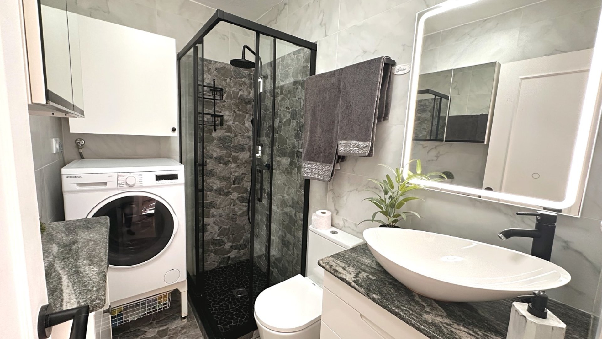 Reventa - Apartamentos -
Torrevieja - San Luis