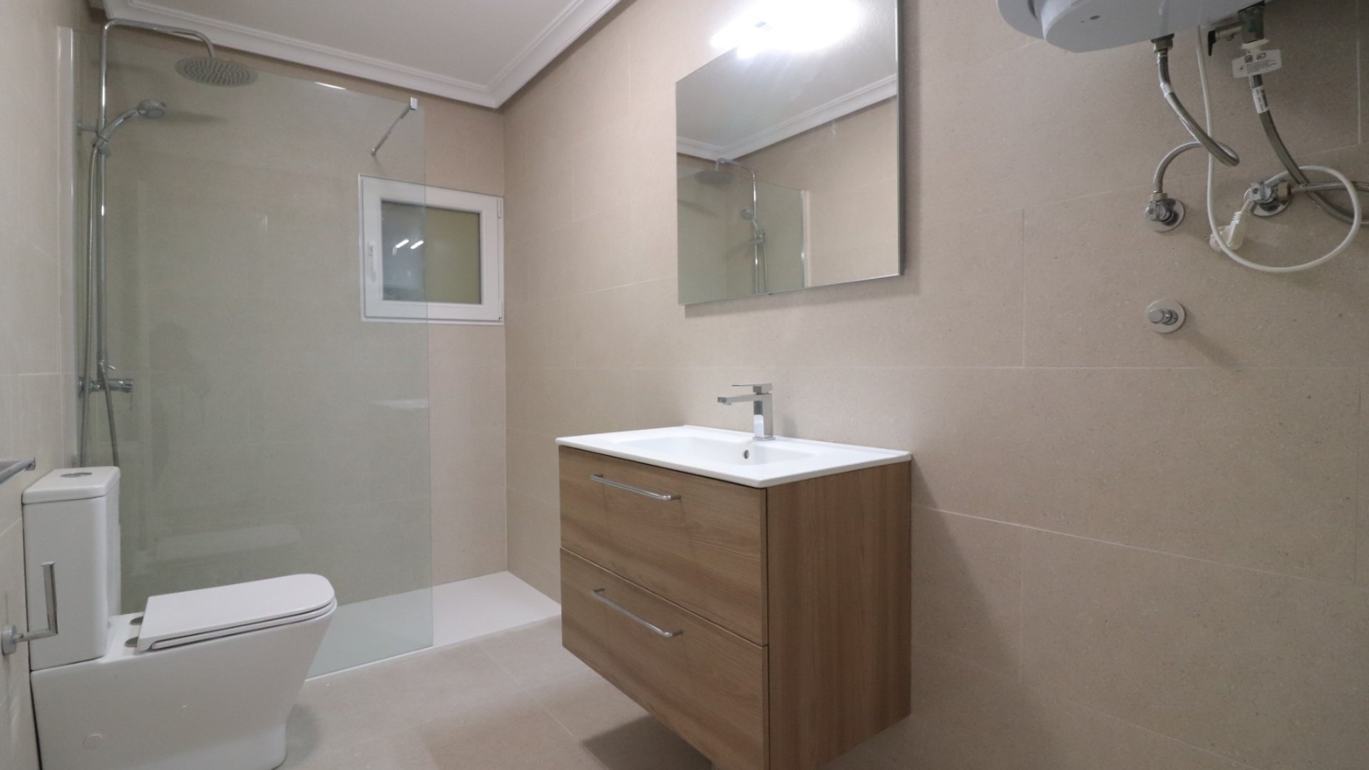 Reventa - Apartamentos -
Torrevieja - Torre la mata