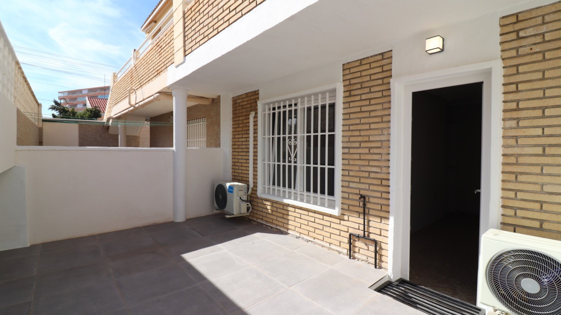 Reventa - Apartamentos -
Torrevieja - Torre la mata
