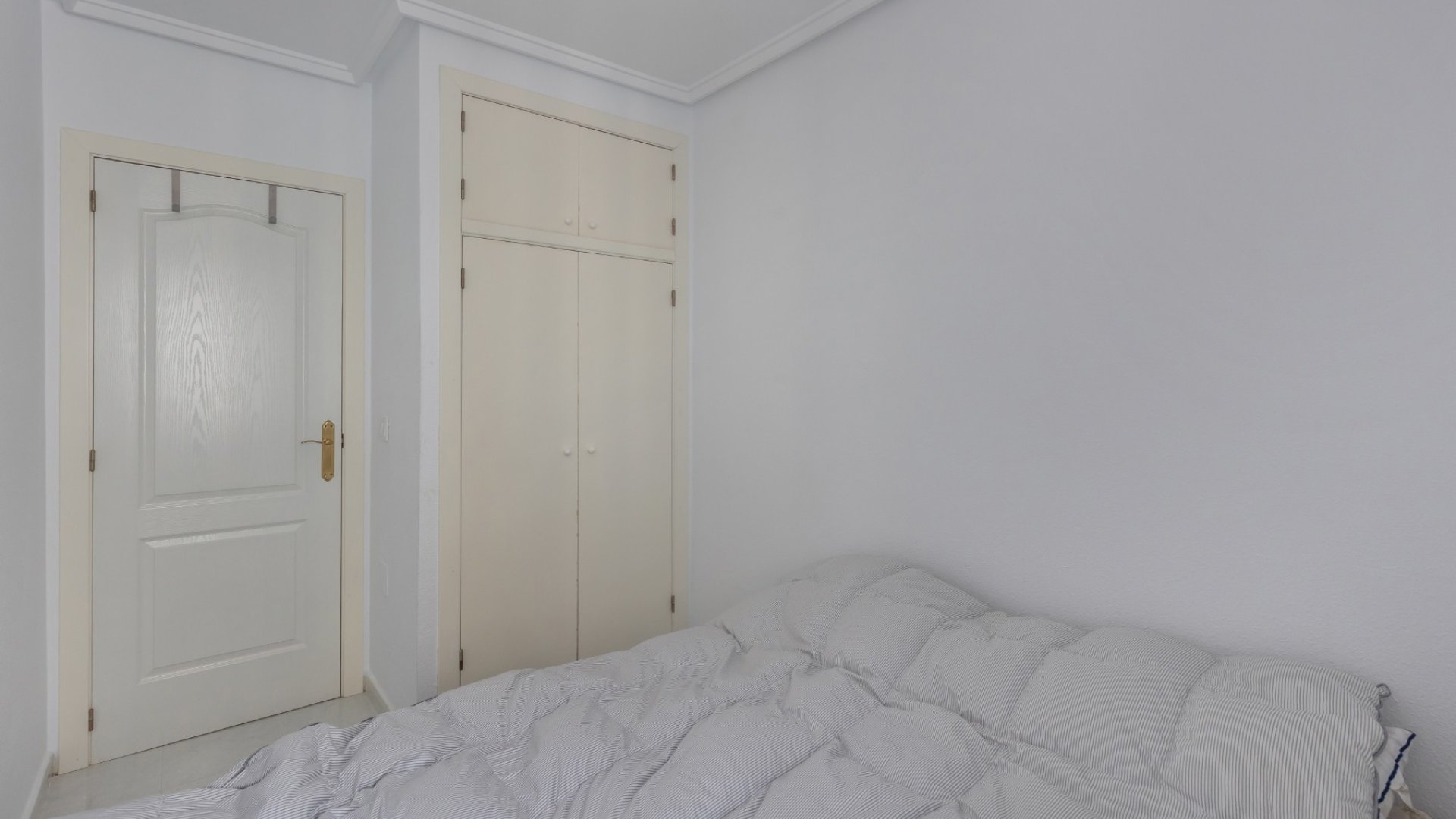 Reventa - Apartamentos -
Torrevieja - Torreblanca
