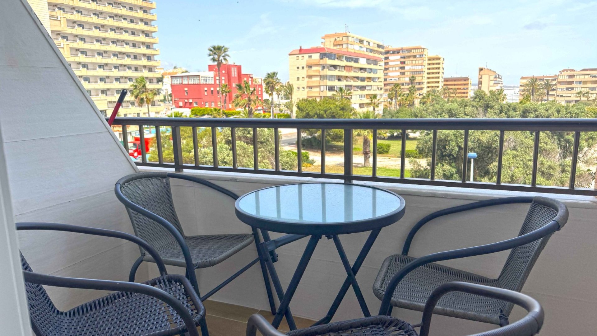 Reventa - Apartamentos -
Torrevieja - Torrelamata - La Mata
