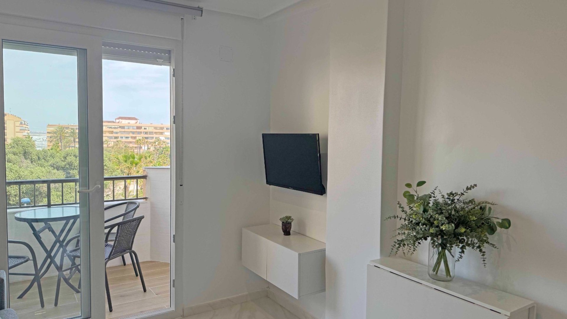 Reventa - Apartamentos -
Torrevieja - Torrelamata - La Mata