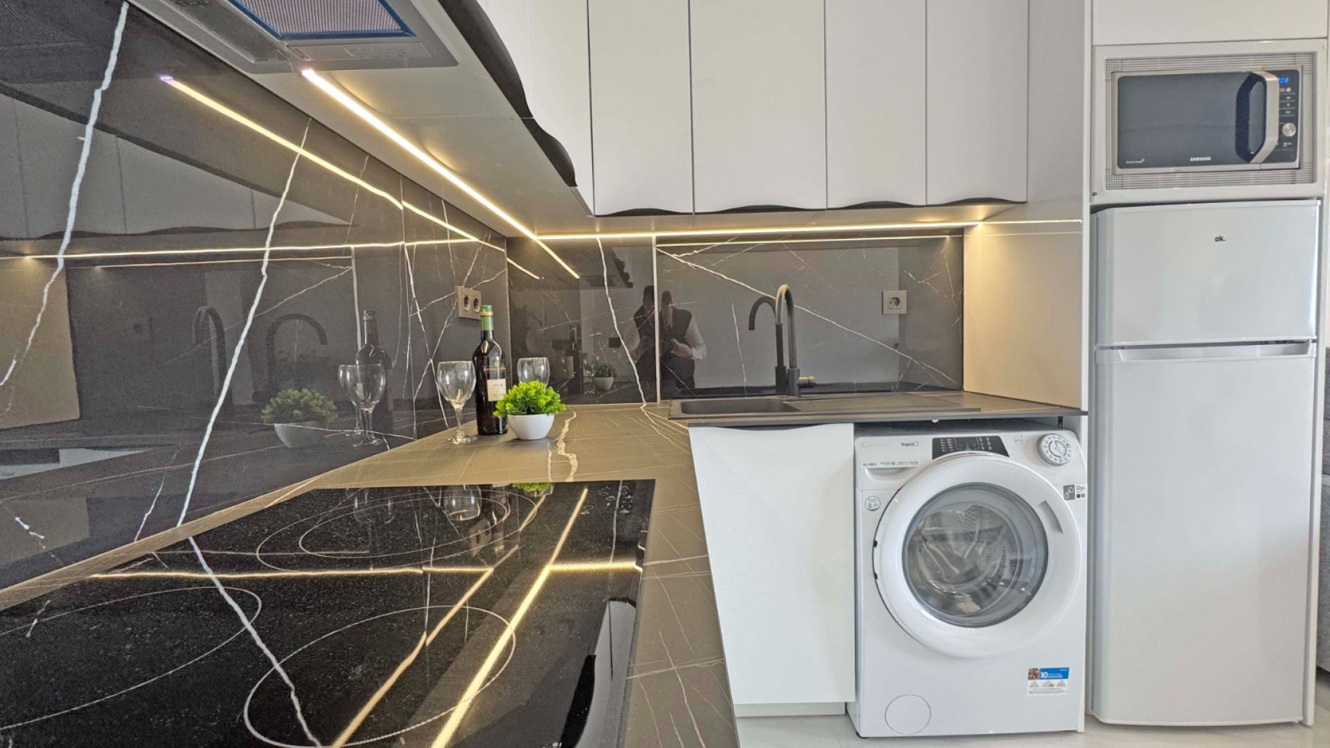 Reventa - Apartamentos -
Torrevieja - Torrelamata - La Mata
