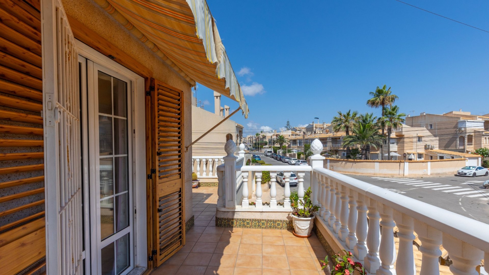 Reventa - Apartamentos -
Torrevieja - Zona los Frutales