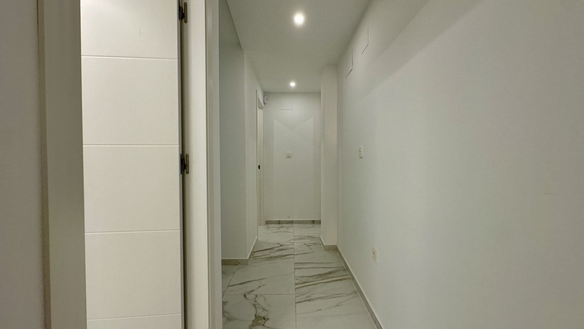 Reventa - Apartamentos -
Torrevieja