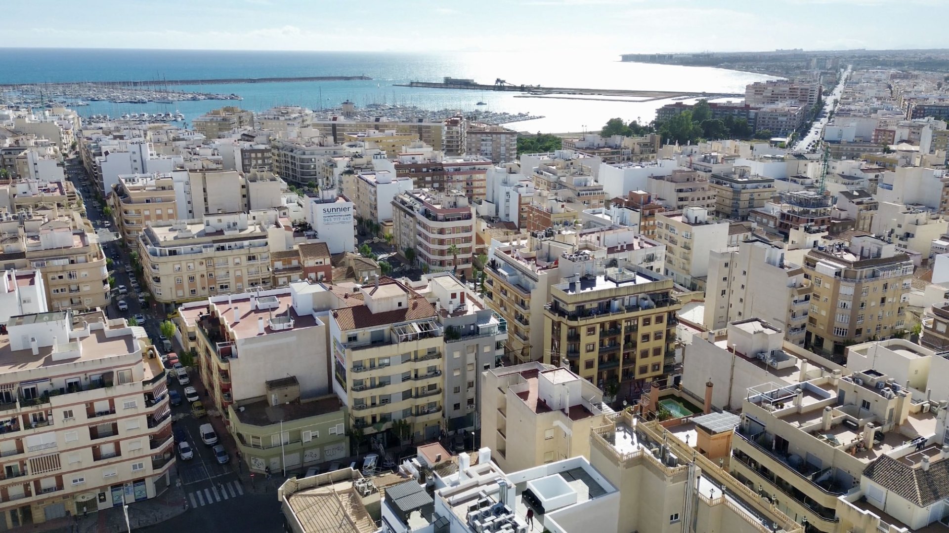 Reventa - Apartamentos -
Torrevieja