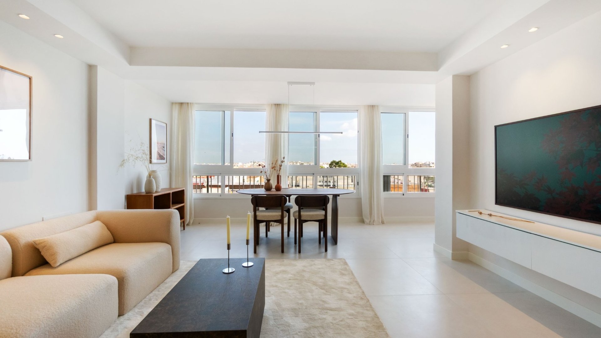 Reventa - Apartamentos -
Torrevieja