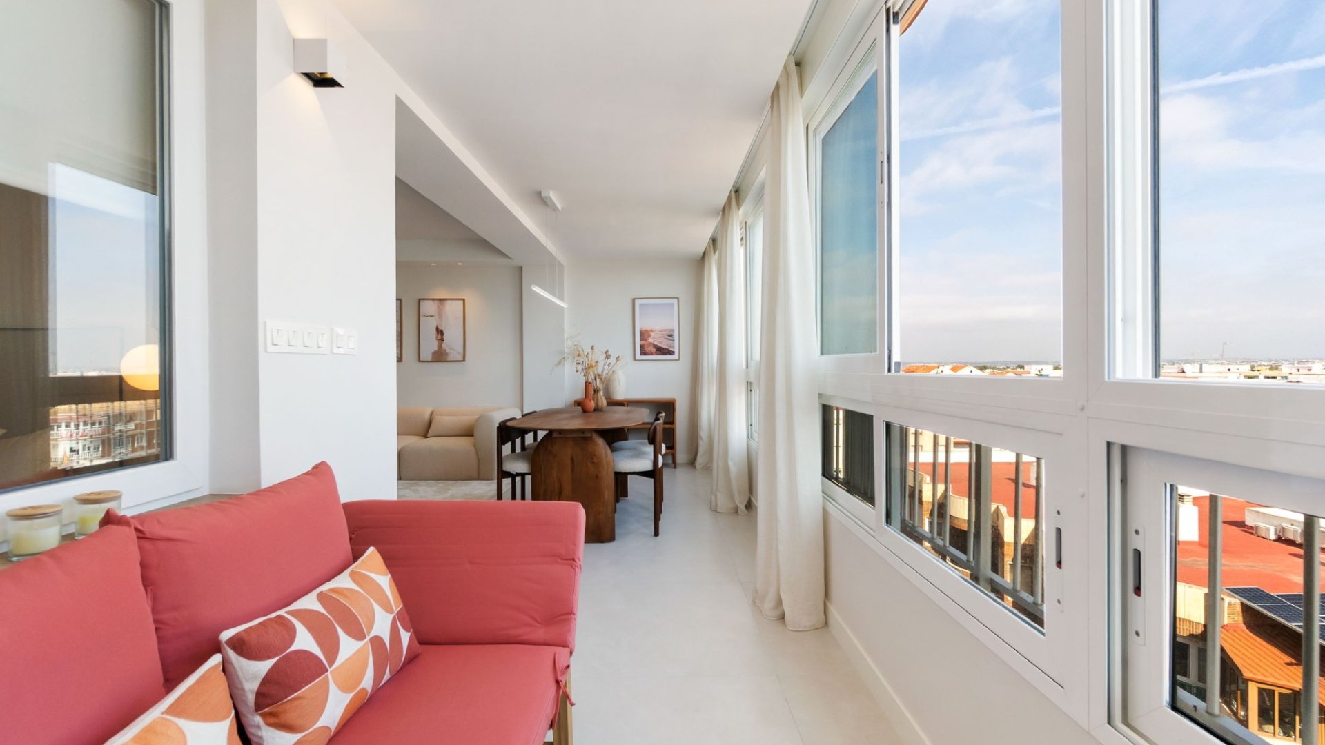 Reventa - Apartamentos -
Torrevieja