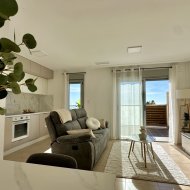 Reventa - Apartamentos -
Torrevieja