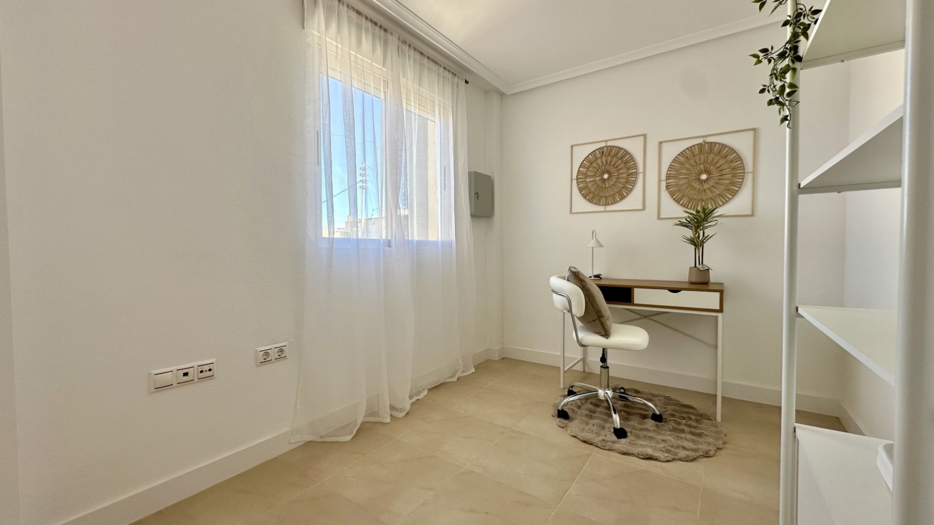 Reventa - Apartamentos -
Torrevieja