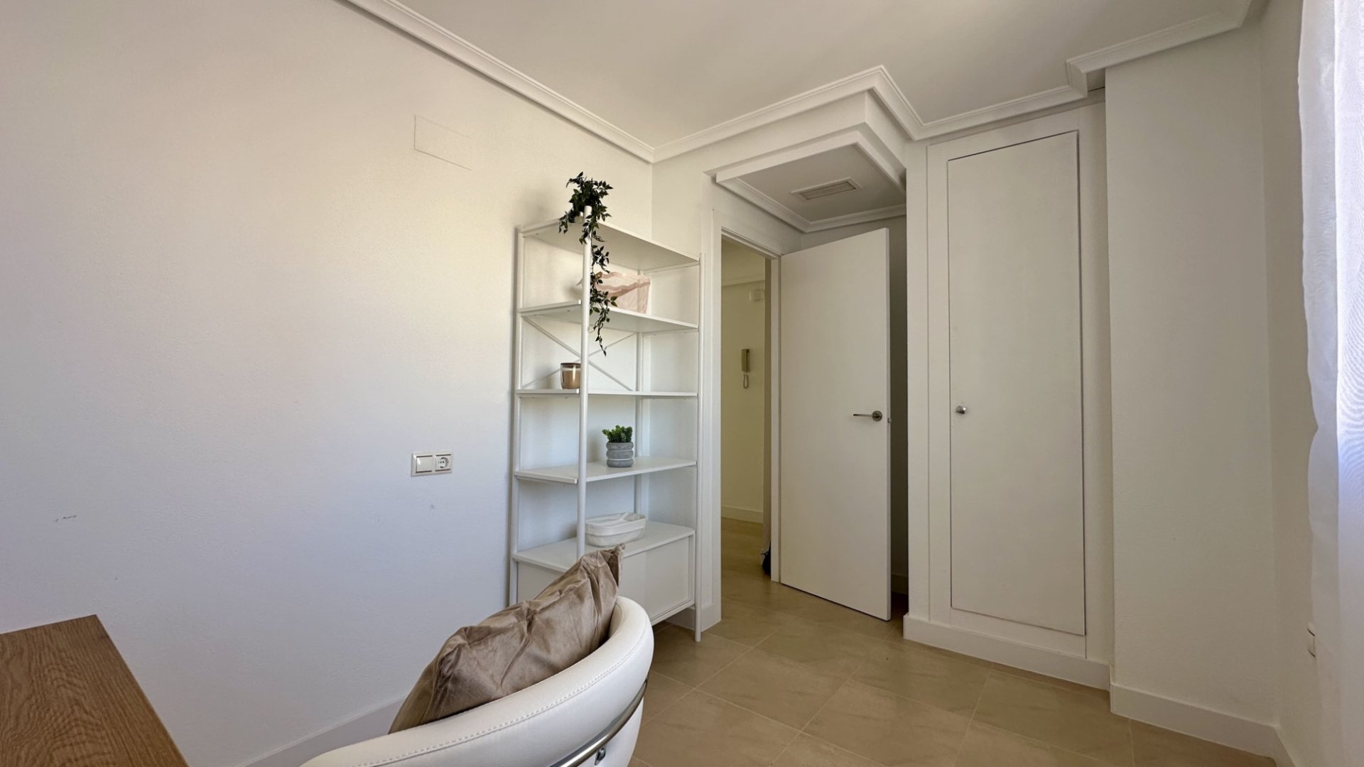 Reventa - Apartamentos -
Torrevieja