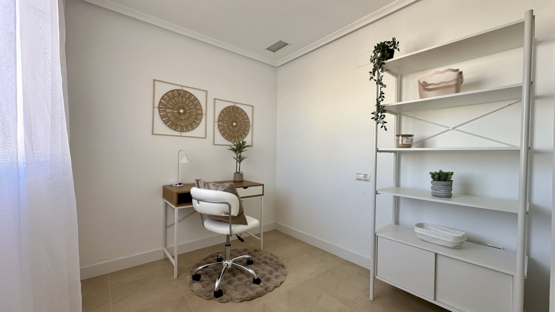 Reventa - Apartamentos -
Torrevieja