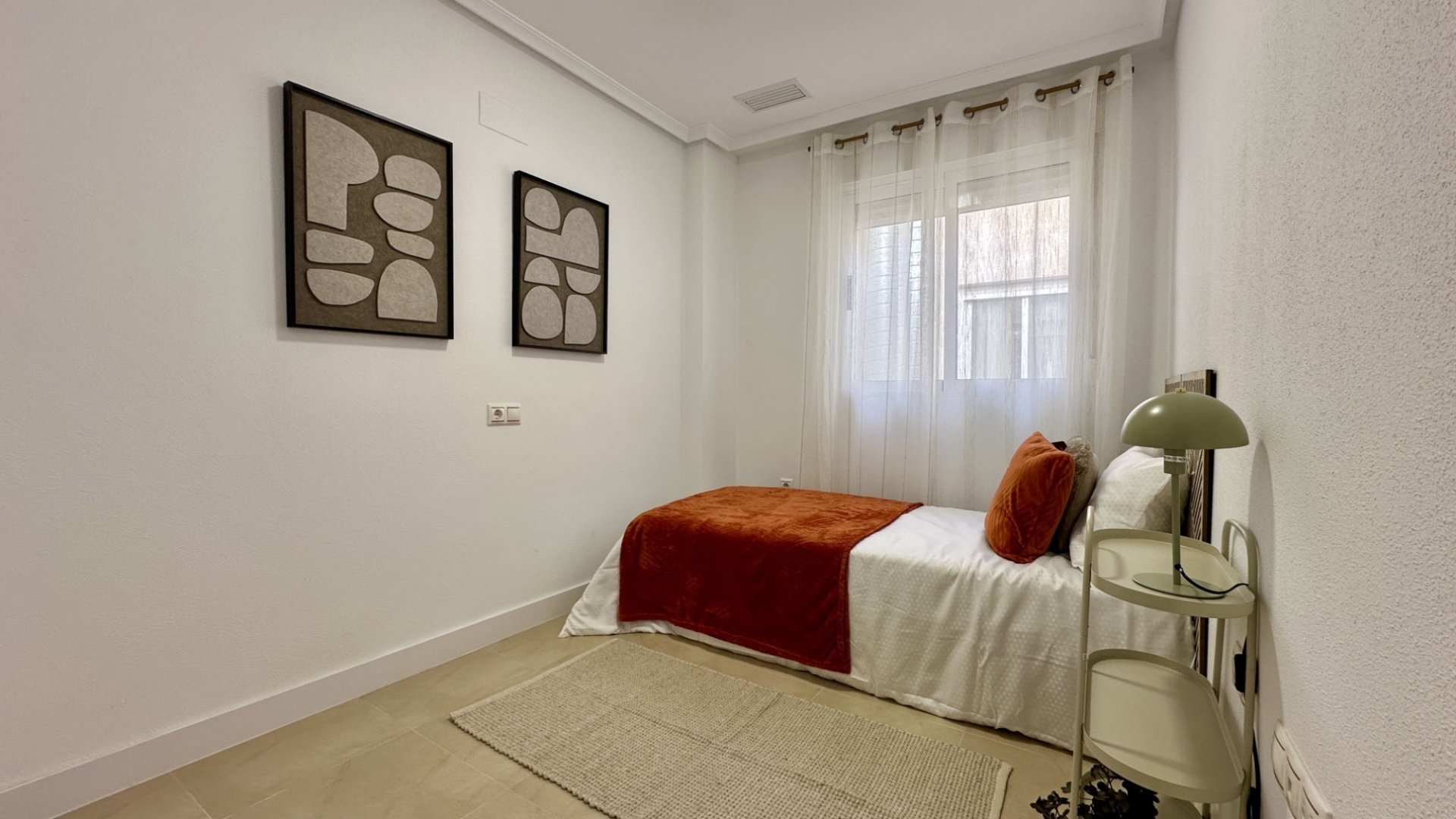 Reventa - Apartamentos -
Torrevieja