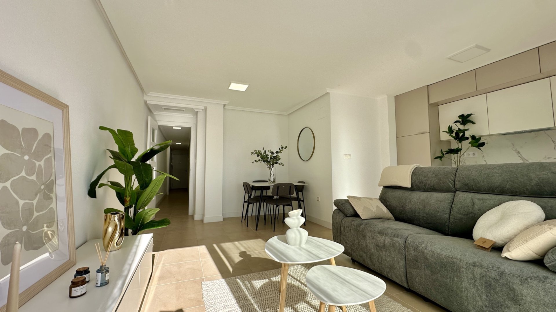 Reventa - Apartamentos -
Torrevieja