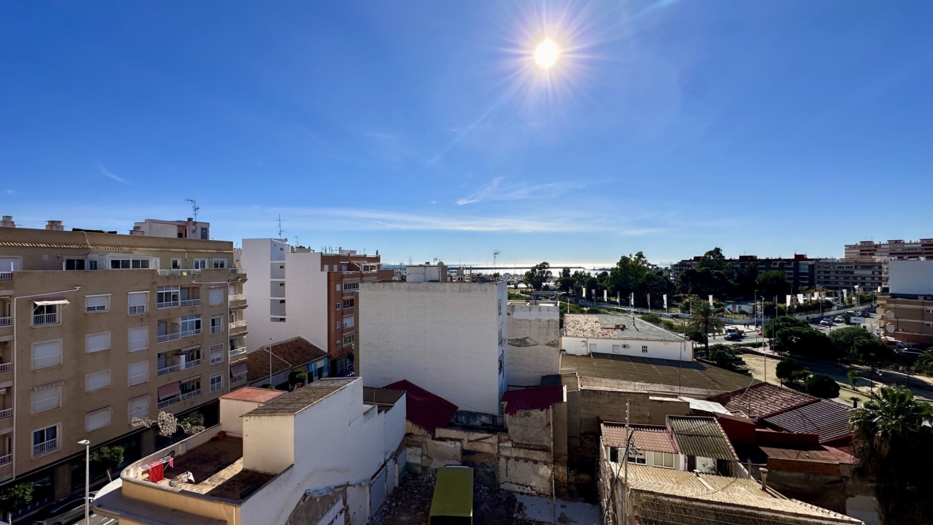 Reventa - Apartamentos -
Torrevieja