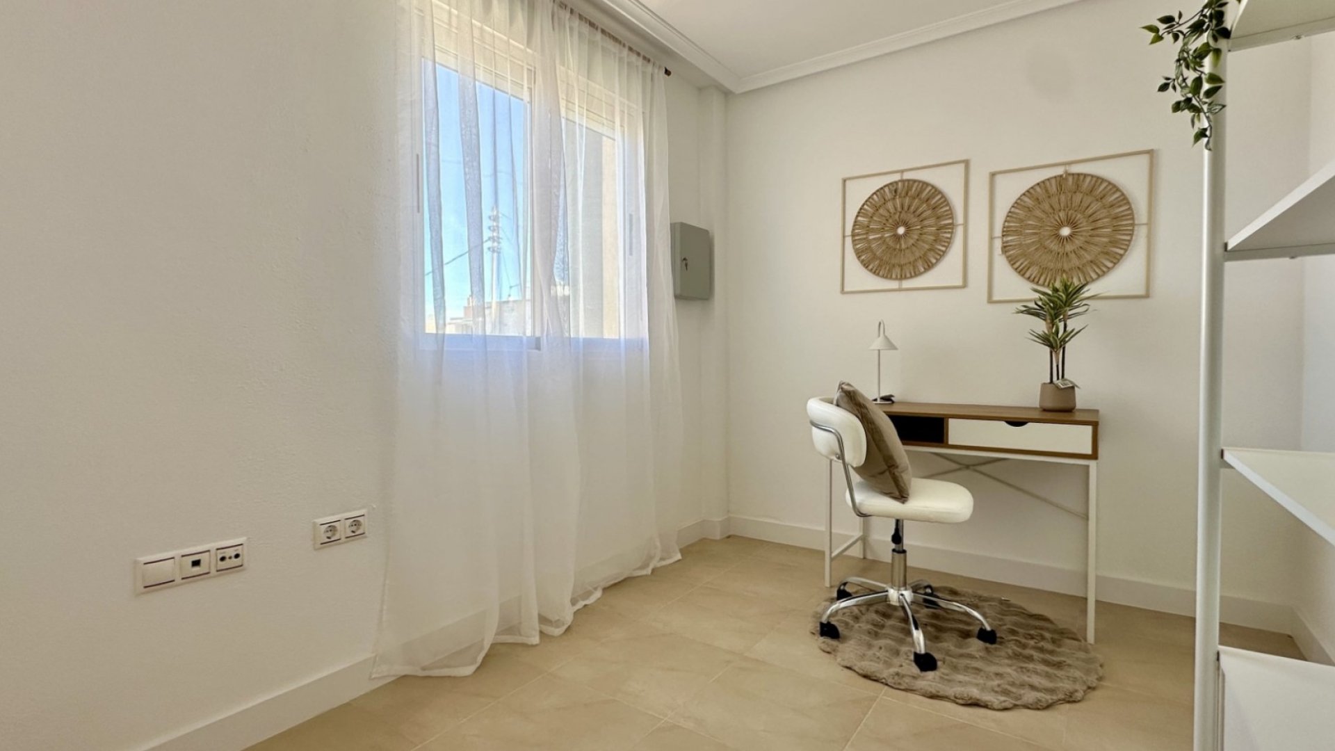 Reventa - Apartamentos -
Torrevieja