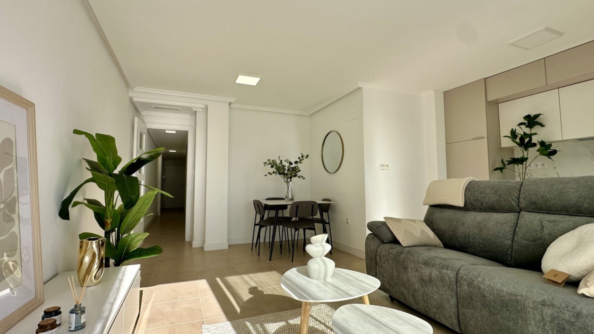 Reventa - Apartamentos -
Torrevieja