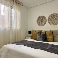 Reventa - Apartamentos -
Torrevieja