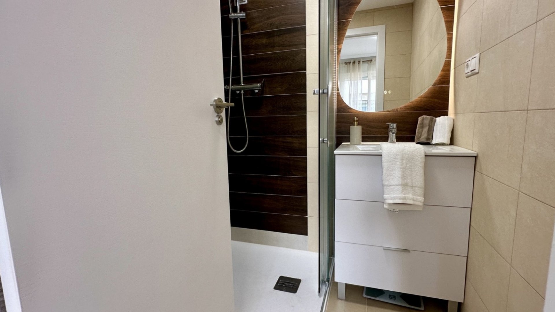 Reventa - Apartamentos -
Torrevieja