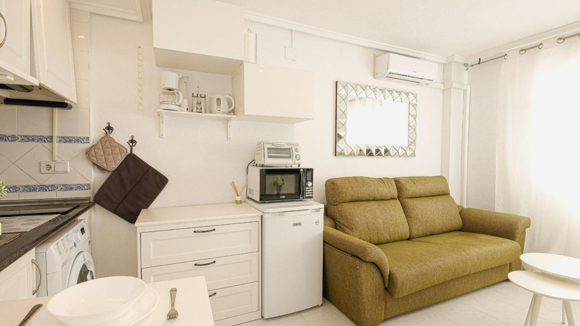 Reventa - Apartamentos -
Torrevieja