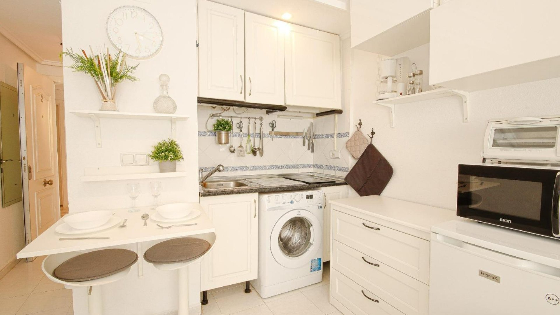 Reventa - Apartamentos -
Torrevieja