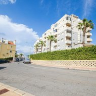 Reventa - Apartamentos -
Torrevieja
