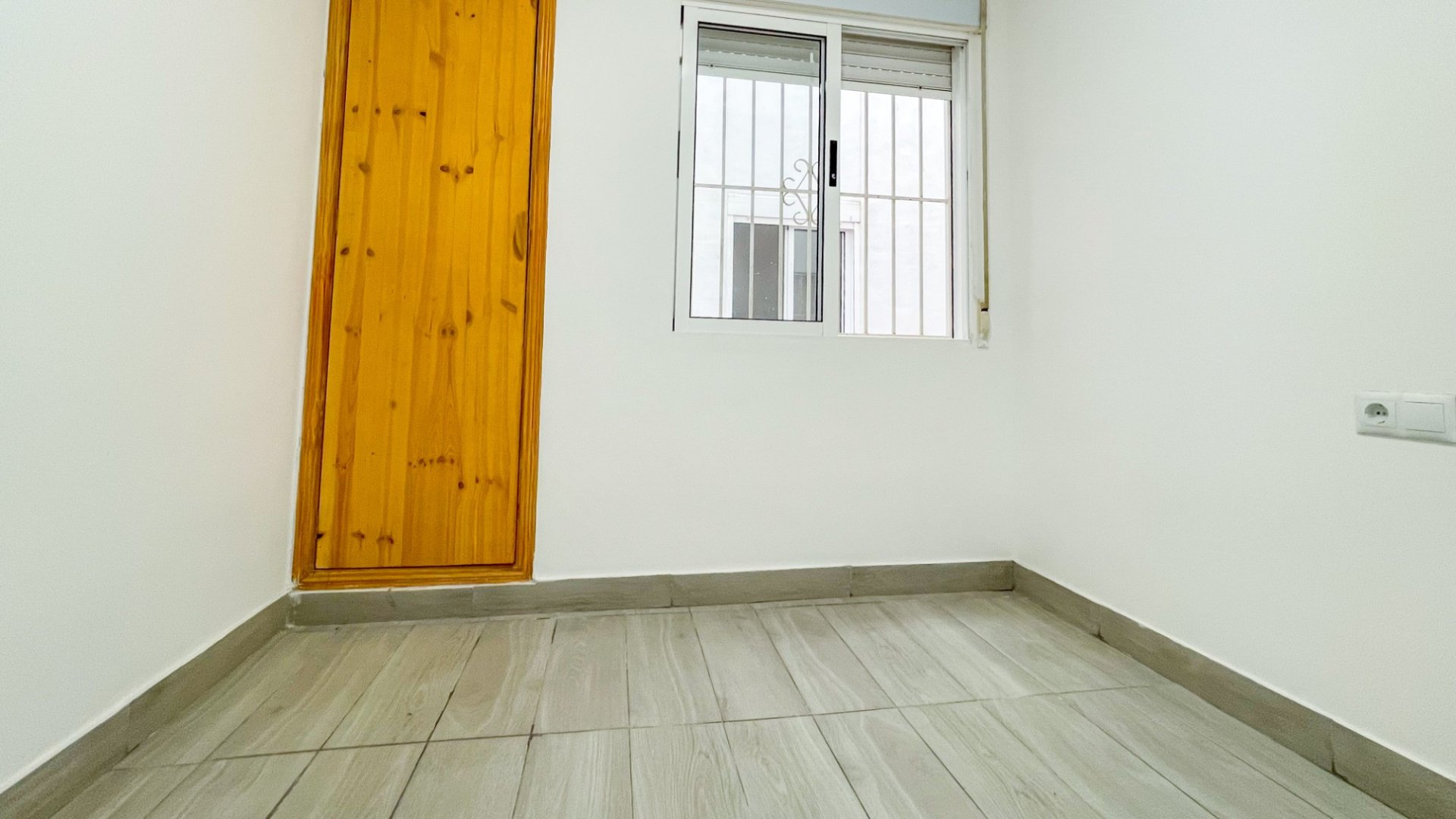 Reventa - Apartamentos -
Torrevieja