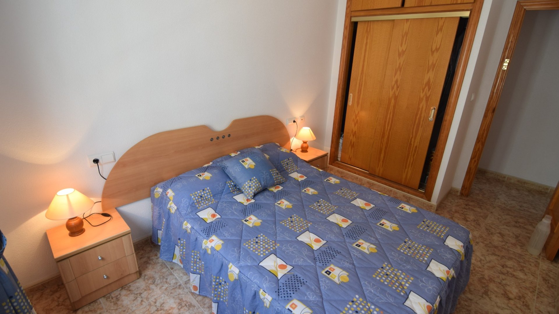 Reventa - Apartamentos -
Torrevieja