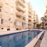 Reventa - Apartamentos -
Torrevieja
