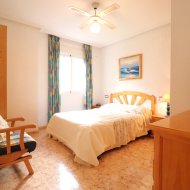 Reventa - Apartamentos -
Torrevieja