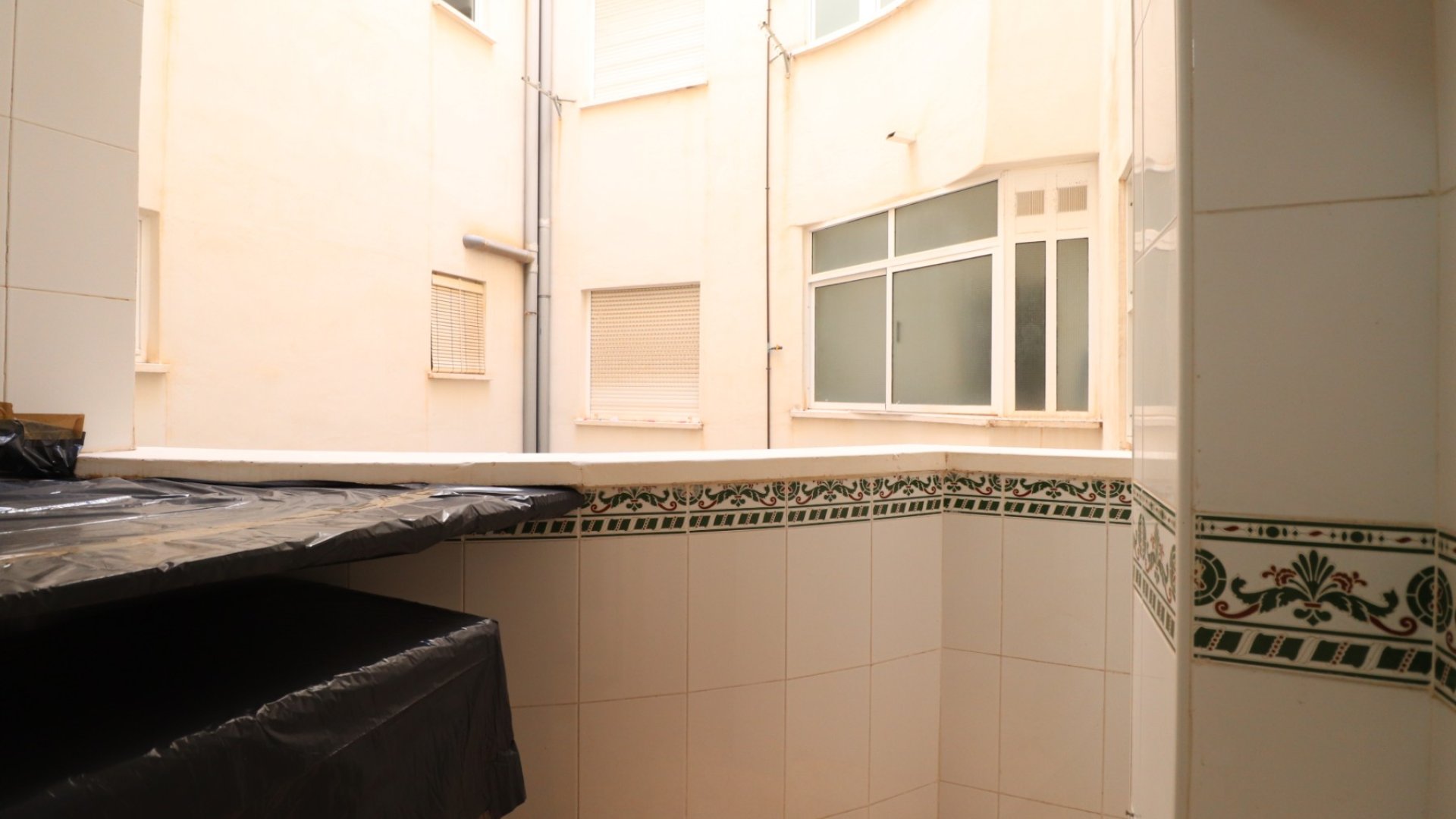Reventa - Apartamentos -
Torrevieja