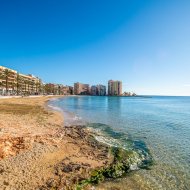 Reventa - Apartamentos -
Torrevieja