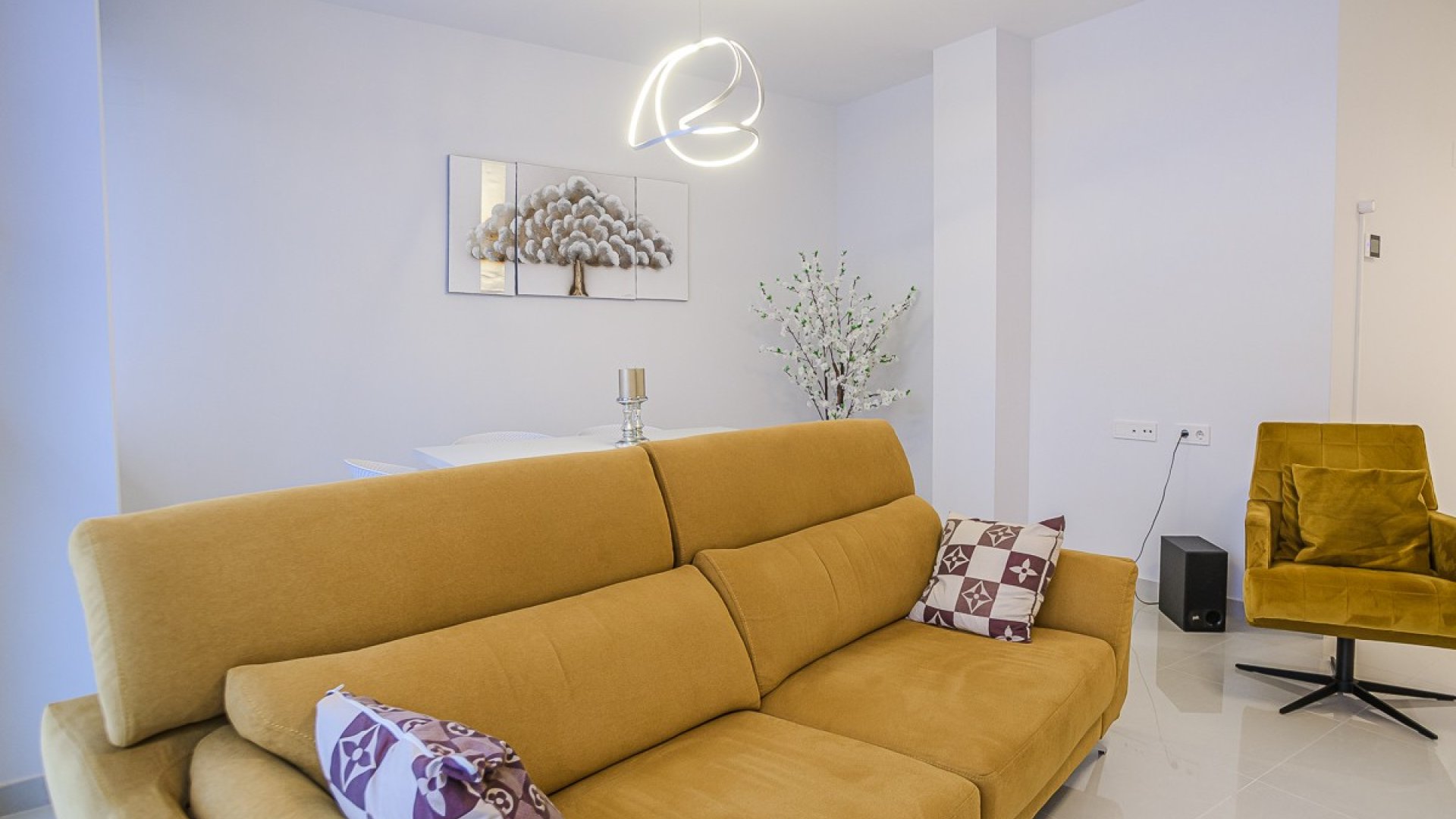 Reventa - Apartamentos -
Torrevieja