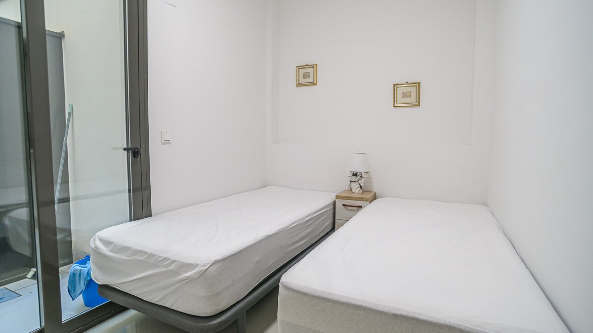 Reventa - Apartamentos -
Torrevieja