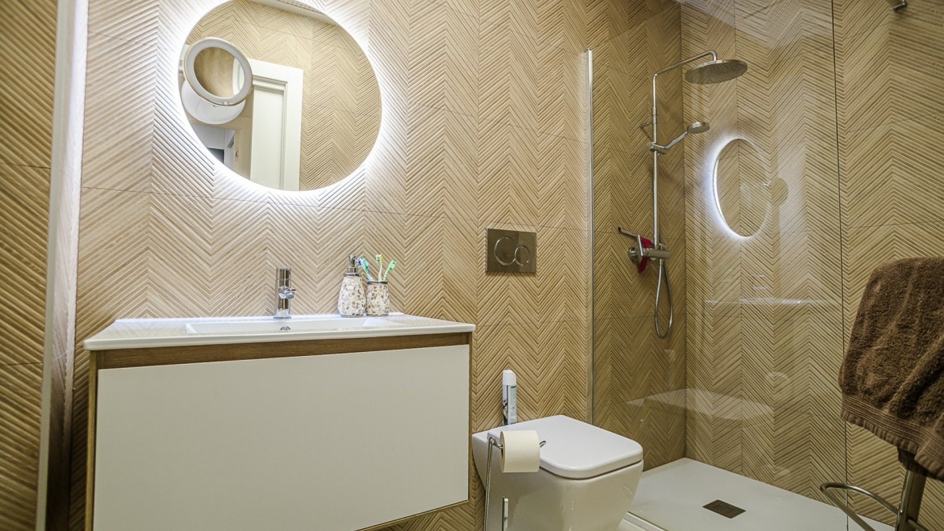 Reventa - Apartamentos -
Torrevieja